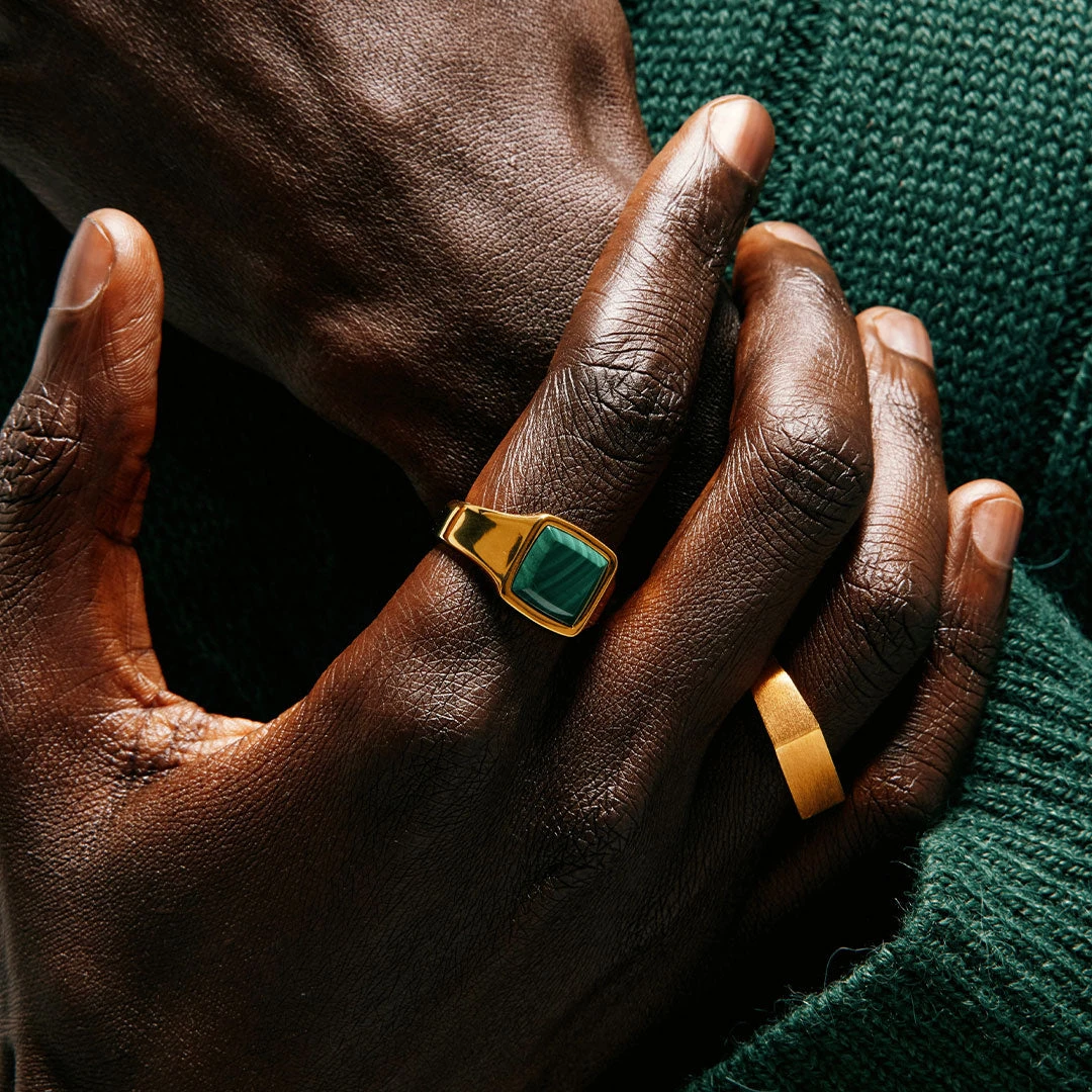 Gold Brushed Rectangle Ring 7 Gold Brushed Rectangle Ring - Image 5