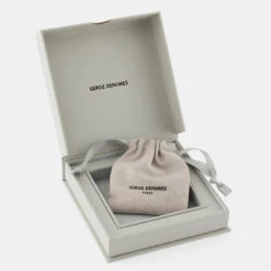 Silver 8mm Curb Bracelet -SERGE DENIMES Shop Perle Packaging 3 cdbb7b6a 4d98 4591 8350 194ea291e3c9