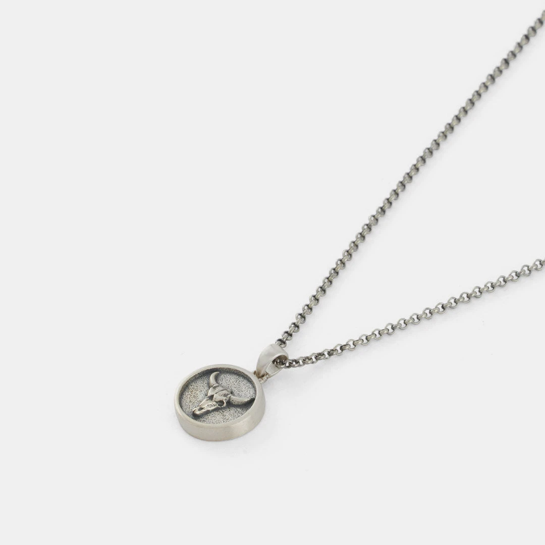 Silver Bull Necklace 6 Silver Bull Necklace - Image 4
