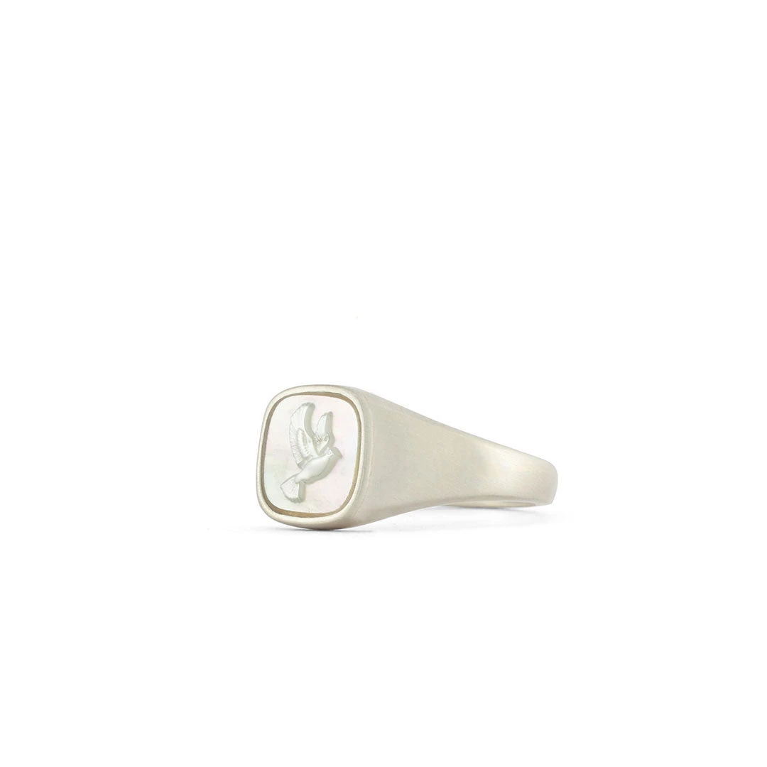 Silver Dove Cameo Ring 4 Silver Dove Cameo Ring - Image 2