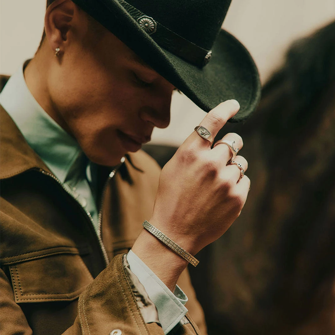 Silver Eagle Ring 8 Silver Eagle Ring - Image 6